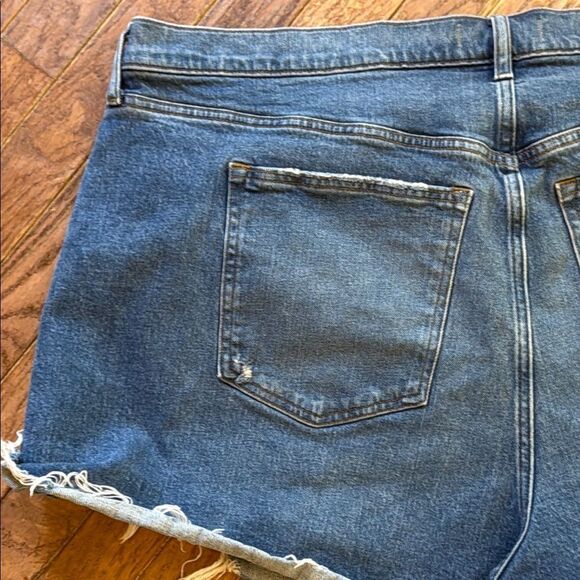 Abercrombie & Fitch Women’s 36/22 Curve Love The 4” Mom Shorts High rise denim - Picture 9 of 13